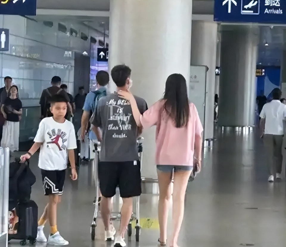 广东男篮后 广东男篮后