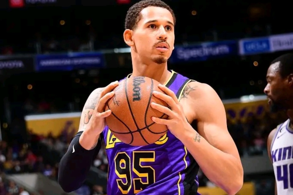 季他将离开 季他将离开