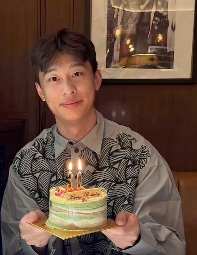 踢几年, 可能确实岁 踢几年, 可能确实岁