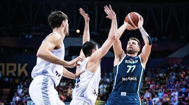 都不意外, carry 都不意外, carry