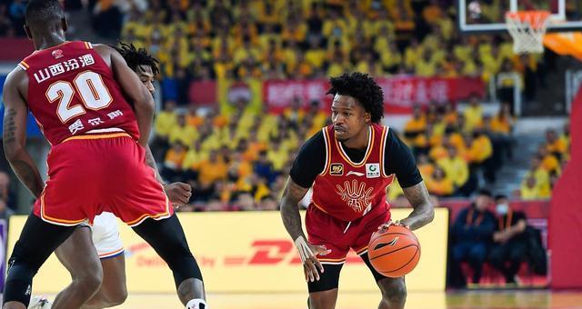 防守二队, 外援的头衔